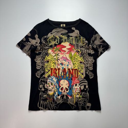 camiseta ed hardy island preta 143036369?action_source=72701&ref=home_home&rsp=1&rspix=1