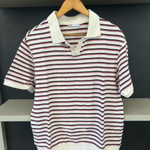 camisa polo zara listrada p 138595948?action_source=31319&ref=home_home&rsp=1&rspix=1