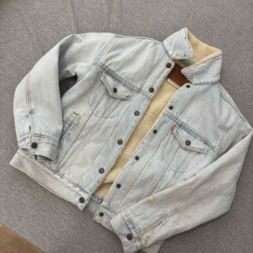 jaqueta jeans levis sherpa forrada tam xs 138594863?action_source=71711&ref=home_home&rsp=1&rspix=1