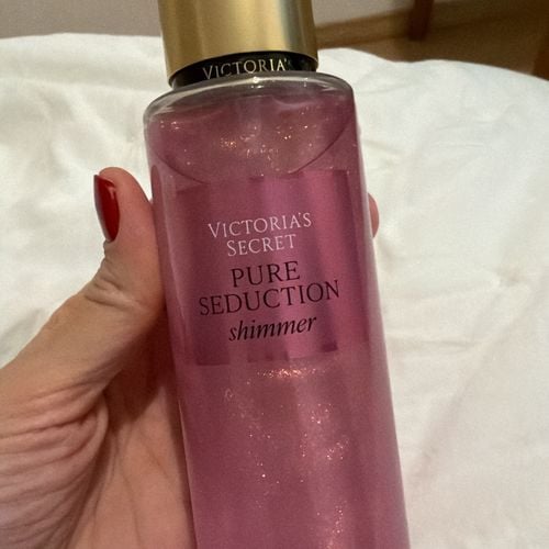 body splash victoria s secret pure seduction shimmer 144168780?action_source=76403&ref=home_home&rsp=1&rspix=1