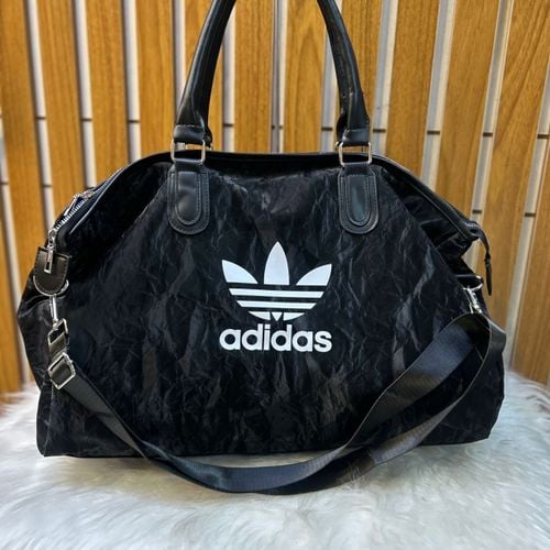 bolsa adidas preta 143449386?action_source=67222&ref=home_home&rsp=1&rspix=1