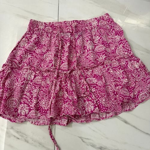 saia zara floral rosa 150983758?action_source=76596&ref=home_home&rsp=1&rspix=1