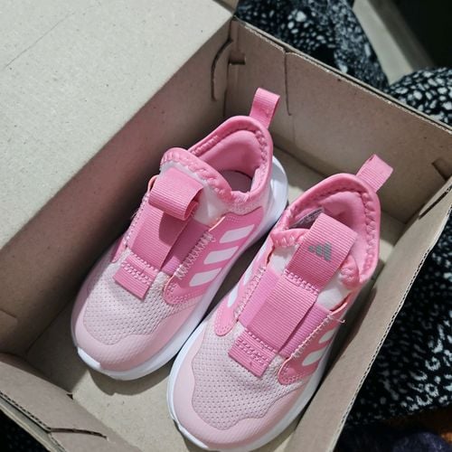 tenis adidas infantil rosa 142509671?action_source=72470&ref=home_home&rsp=1&rspix=1