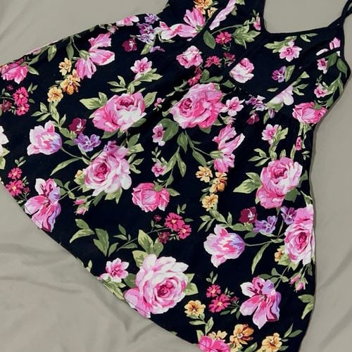 vestido forever 21 floral p 146624111?action_source=74549&ref=home_home&rsp=1&rspix=1