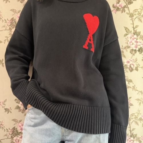sueter ami alexandre mattiussi preto 148753691?action_source=75473&ref=home_home&rsp=1&rspix=1