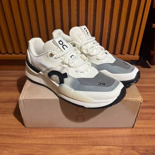 tenis on running the roger pro 2 150902565?action_source=76398&ref=home_home&rsp=1&rspix=1