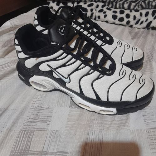tenis nike air max plus tn branco 42 148427218?action_source=76398&ref=home_home&rsp=1&rspix=1