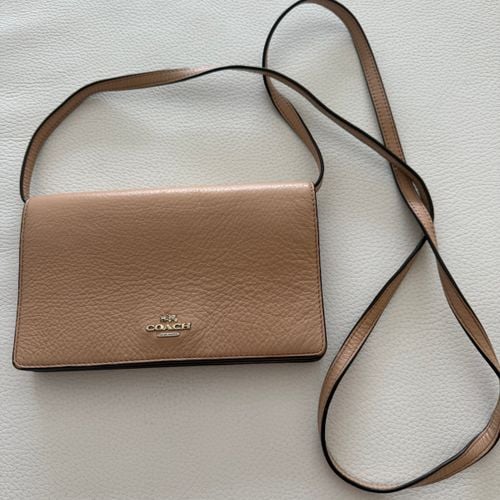 bolsa carteira transversal coach nude original 150344422?action_source=67222&ref=home_home&rsp=1&rspix=1