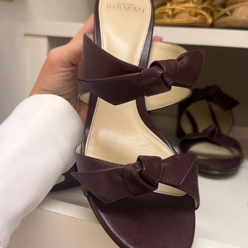 mule clarita bloco cherry 150182473?action_source=67222&ref=home_home&rsp=1&rspix=1
