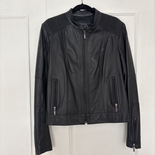 jaqueta biker fillity couro legitimo preta 42 152243104?action_source=75473&ref=home_home&rsp=1&rspix=1