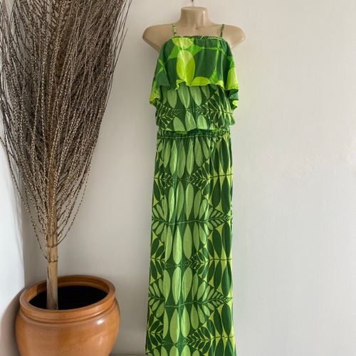 vestido longo farm 135833413?action_source=31319&ref=home_home&rsp=1&rspix=1