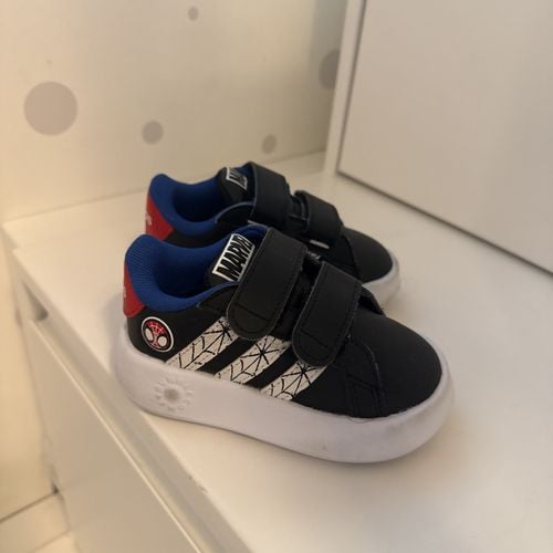 tenis infantil adidas homem aranha 20 147382424?action_source=74617&ref=home_home&rsp=1&rspix=1