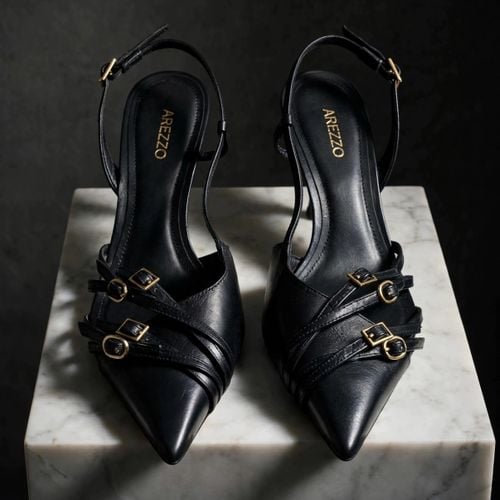 scarpin arezzo slingback preto 36 150066312?action_source=72470&ref=home_home&rsp=1&rspix=1
