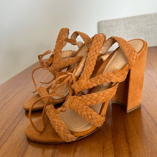 sandalia luiza barcelos caramelo perfeito estado 146328424?action_source=74549&ref=home_home&rsp=1&rspix=1