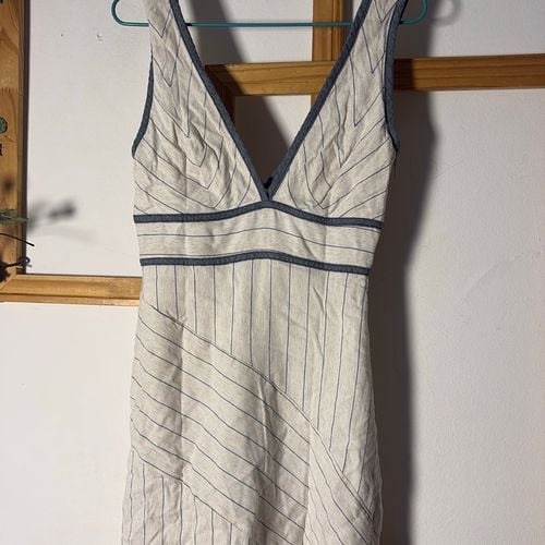 vestido forum listrado linho e viscose 140713037?action_source=31319&ref=home_home&rsp=1&rspix=1