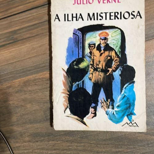 a ilha misteriosa 116149744?action_source=66992&ref=home_home&rsp=1&rspix=1