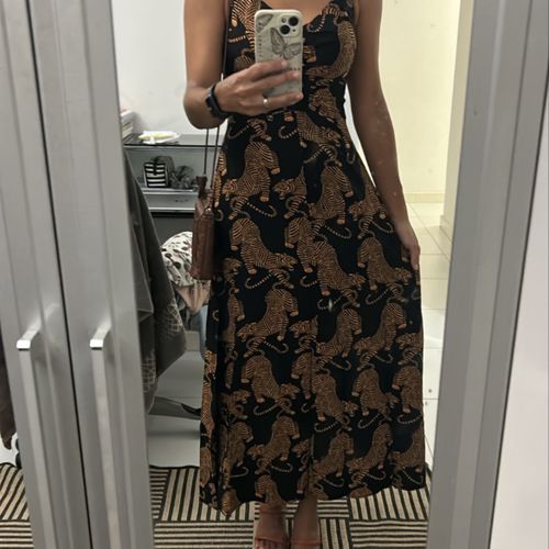 vestido estampado midi farm 127030941?action_source=66827&ref=home_home&rsp=1&rspix=1