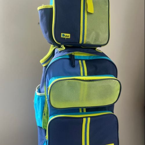 kit mochila e lancheira puket 134942414?action_source=67388&ref=home_home&rsp=1&rspix=1