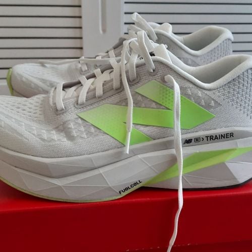 tenis new balance supercomp trainer v3 41 148863123?action_source=76398&ref=home_home&rsp=1&rspix=1