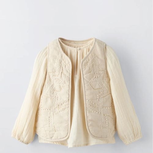 camisa boho com colete zara 129537088?action_source=69863&ref=home_home&rsp=1&rspix=1