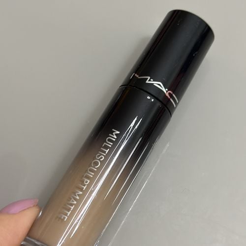 contorno liquido mac multisculpt matte omega 152356578?action_source=77486&ref=home_home&rsp=1&rspix=1