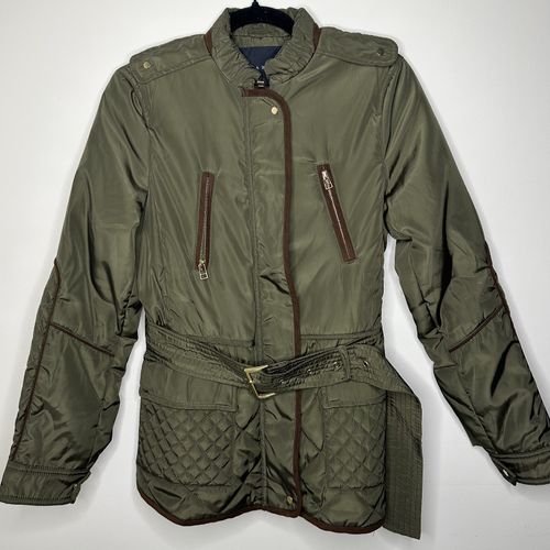 casaco inverno nylon verde militar 138772361?action_source=64649&ref=home_home&rsp=1&rspix=1