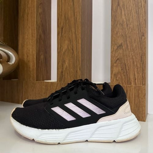 tenis adidas cloudfoam feminino 146748793?action_source=31946&ref=home_home&rsp=1&rspix=1