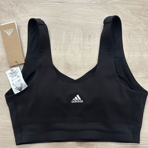 top adidas 130419482?action_source=68872&ref=home_home&rsp=1&rspix=1