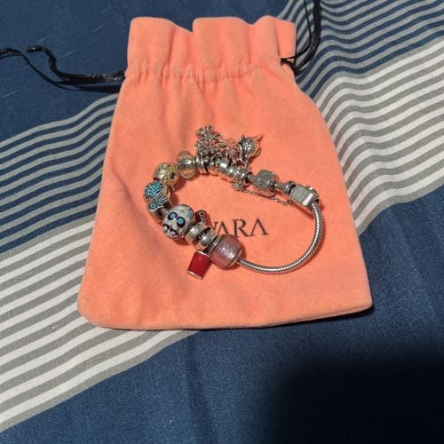 pulseira vivara com berloques 140479366?action_source=67326&ref=home_home&rsp=1&rspix=1