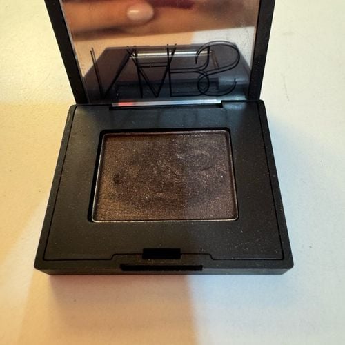 sombra nars 106062535?action_source=77056&ref=home_home&rsp=1&rspix=1