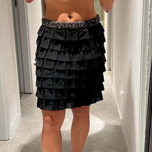 saia preta babados le lis blanc p 127806263?action_source=70657&ref=home_home&rsp=1&rspix=1