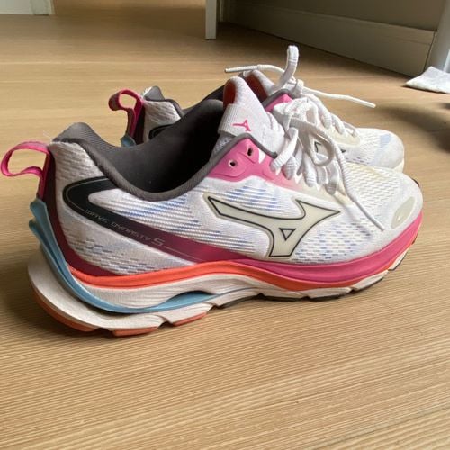 tenis mizuno wave dynasty 5 feminino 37 144789343?action_source=76398&ref=home_home&rsp=1&rspix=1
