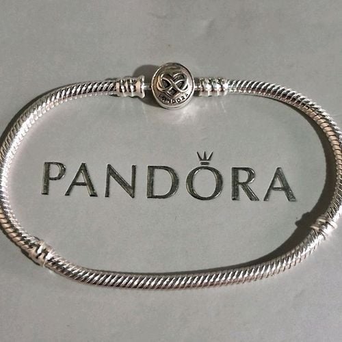 pulseira pandora prata 925 19cm 152836050?action_source=67326&ref=home_home&rsp=1&rspix=1