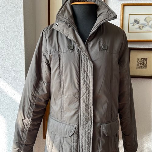 casaco acolchoado alongado cinza feminino m 42 141973707?action_source=70522&ref=home_home&rsp=1&rspix=1