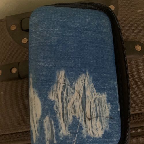 estojo escolar jeans 117318991?action_source=67388&ref=home_home&rsp=1&rspix=1