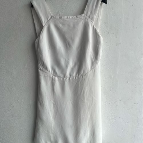 vestido curto osklen 135471709?action_source=31319&ref=home_home&rsp=1&rspix=1