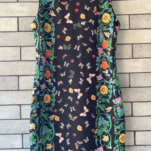 vestido farm neoprene borboletas85 cm comprimento busto 44 cm 139800788?action_source=67222&ref=home_home&rsp=1&rspix=1