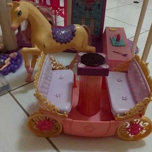 carruagem e cavalo original barbie 119581121?action_source=65407&ref=home_home&rsp=1&rspix=1