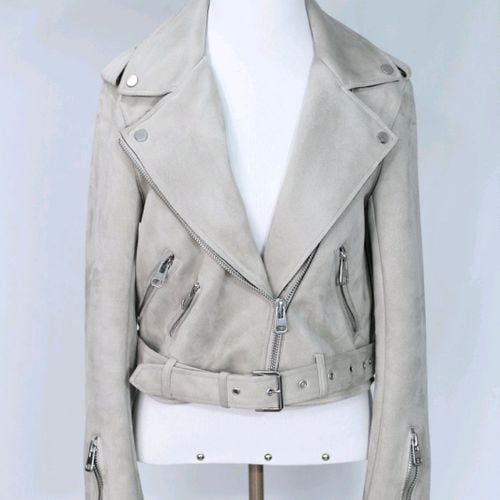 jaqueta zara perfecto suede areia 143078275?action_source=74123&ref=home_home&rsp=1&rspix=1