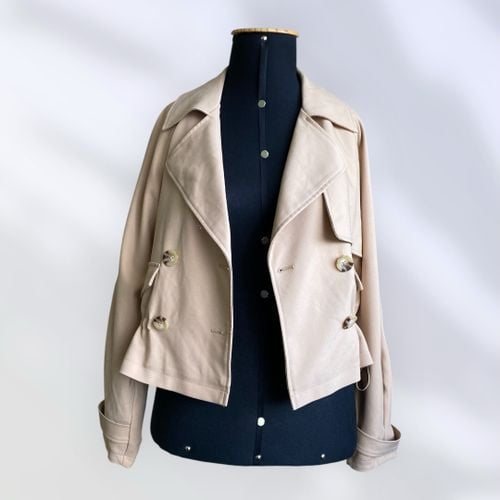 jaqueta trench coat ak bege gg 145519262?action_source=31319&ref=home_home&rsp=1&rspix=1
