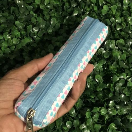 estojo escolar coracoes 134742998?action_source=67388&ref=home_home&rsp=1&rspix=1