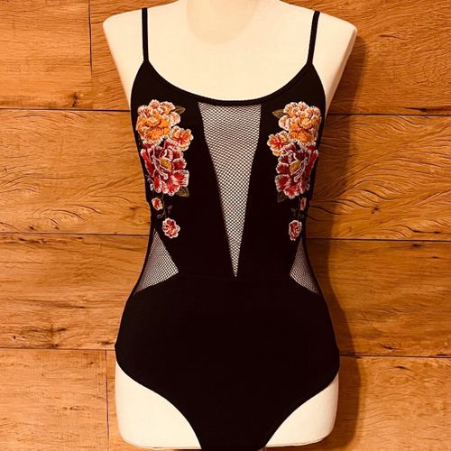 body farm novo 129514548?action_source=67222&ref=home_home&rsp=1&rspix=1