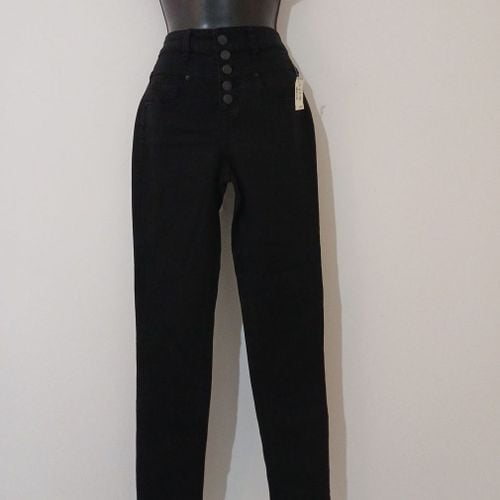 calca aeropostale 119225294?action_source=70688&ref=home_home&rsp=1&rspix=1