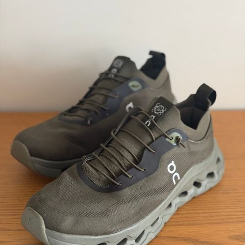 tenis on cloudtilt loewe verde 42 152814777?action_source=76398&ref=home_home&rsp=1&rspix=1