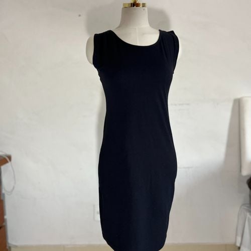 vestido tubinho preto com lacos 124547694?action_source=32581&ref=home_home&rsp=1&rspix=1