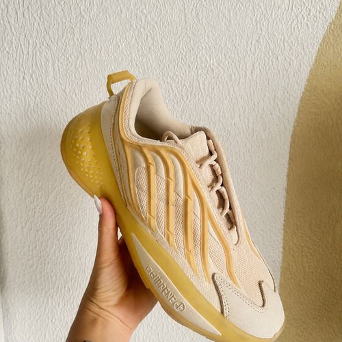 tenis adidas oznova 37 bege 147795170?action_source=31946&ref=home_home&rsp=1&rspix=1