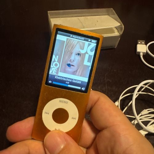ipod nano 8gb laranja 140468244?action_source=72998&ref=home_home&rsp=1&rspix=1