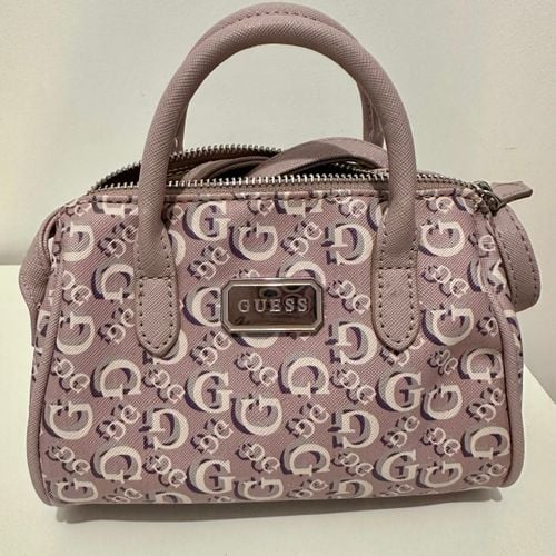 bolsa guess 124968217?action_source=70655&ref=home_home&rsp=1&rspix=1