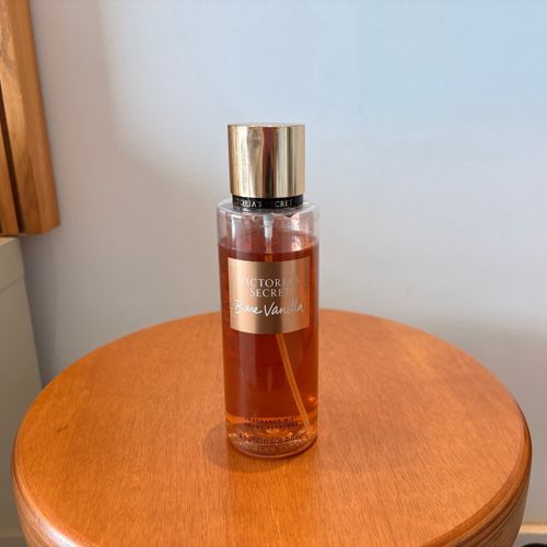 body splash victoria secret bare vanilla 151523726?action_source=67222&ref=home_home&rsp=1&rspix=1