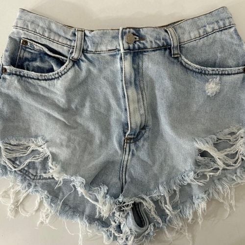 short jeans farm 133558484?action_source=67222&ref=home_home&rsp=1&rspix=1
